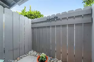 2128 N Villa Maria Rd, Claremont, CA 91711 - Photo 42