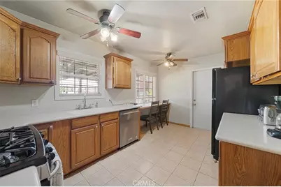 4042 N Foxdale Avenue, Covina, CA 91722 - Photo 14