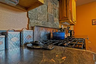 756 Brentwood, Lake Arrowhead, CA 92352 - Photo 40