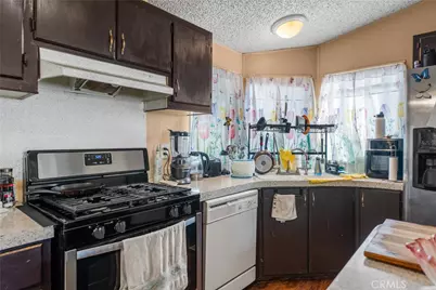 3825 Crestmore #480, Jurupa Valley, CA 92509 - Photo 12