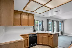 16933 Farwell, Fontana, CA 92336 - Photo 8