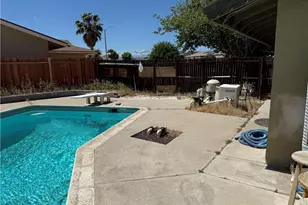 16037 Arroyo, Victorville, CA 92395 - Photo 36