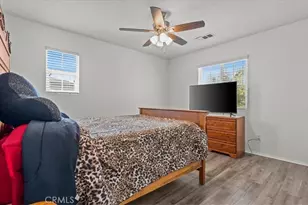16590 Shoal Creek Ln, Fontana, CA 92336 - Photo 22