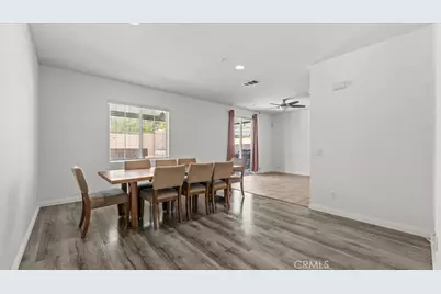 16590 Shoal Creek Lane, Fontana, CA 92336 - Photo 10