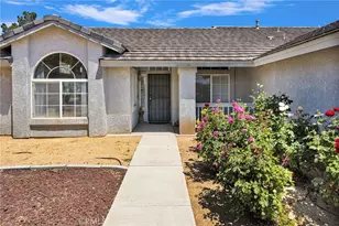 13863 Coachella Rd, Apple Valley, CA 92307 - Photo 4