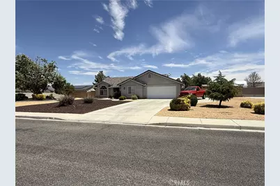 13863 Coachella Road, Apple Valley, CA 92307 - Photo 2