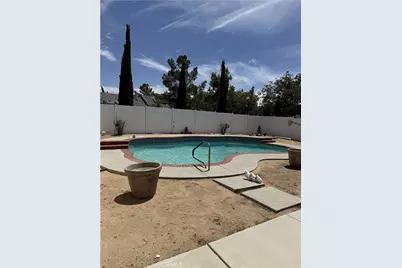 13863 Coachella Road, Apple Valley, CA 92307 - Photo 6