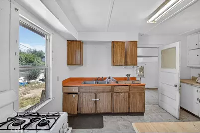 35045 Avenue C, Yucaipa, CA 92399 - Photo 16