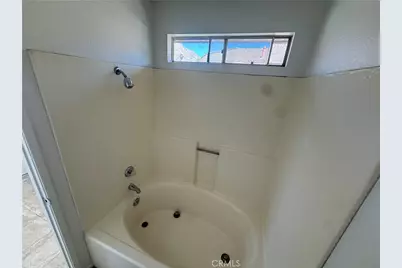 21391 Blossom Hill Lane, Moreno Valley, CA 92557 - Photo 40
