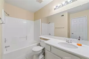 696 Avondale Dr, Corona, CA 92879 - Photo 10