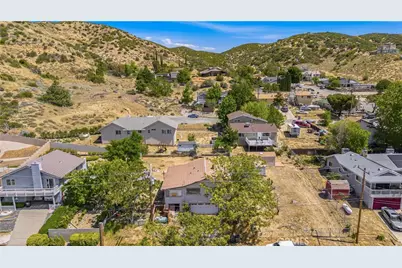 14971 Sunnydale, Lake Hughes, CA 93532 - Photo 2
