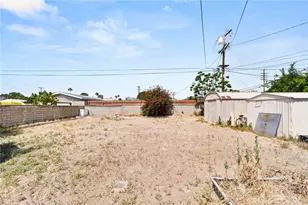 114 S Tamarisk, Rialto, CA 92376 - Photo 24