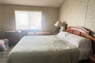 2598 Ayala Dr, Rialto, CA 92377 - Photo 10