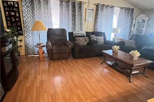 2598 Ayala Dr, Rialto, CA 92377 - Photo 4
