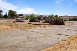 13814 Kiowa, Apple Valley, CA 92307 - Photo 4