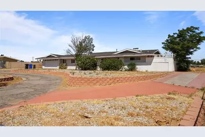 13814 Kiowa, Apple Valley, CA 92307 - Photo 4