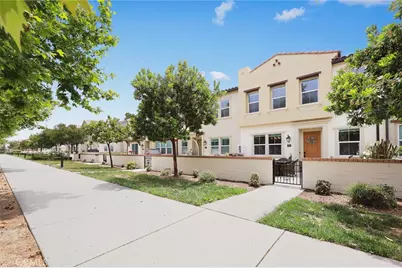 2817 E Brut Privado #90, Ontario, CA 91761 - Photo 2