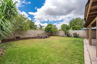 14325 Chesebro Court, Fontana, CA 92335 - Photo 36