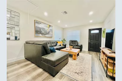 9014 Wilbur Avenue, Northridge, CA 91324 - Photo 4