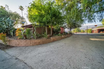 1449 E Bennett Avenue, Glendora, CA 91741 - Photo 38