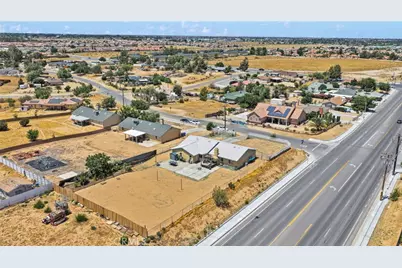 16081 Sitting Bull, Victorville, CA 92395 - Photo 48