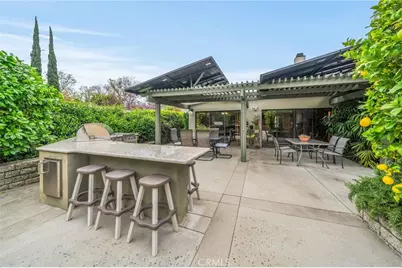 1382 Via Zurita Street, Claremont, CA 91711 - Photo 32