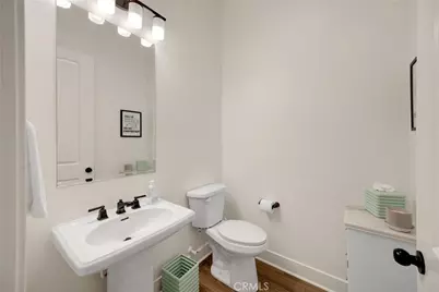 11638 Oakton Way, Corona, CA 92883 - Photo 30