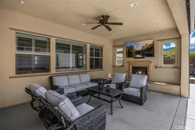 11638 Oakton Way, Corona, CA 92883 - Photo 40