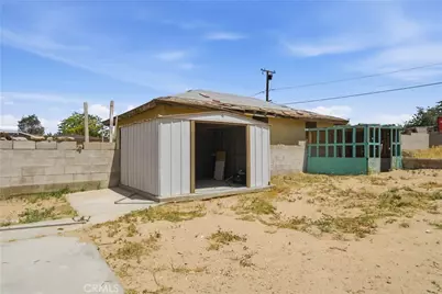 25591 Anderson, Barstow, CA 92311 - Photo 22