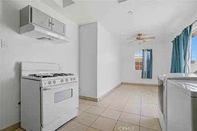 25591 Anderson, Barstow, CA 92311 - Photo 6