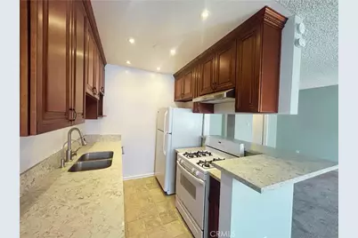 1522 S Centinela Ave #204, Los Angeles, CA 90025 - Photo 1