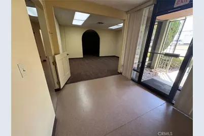 1219 W Mahalo Pl, Compton, CA 90220 - Photo 4