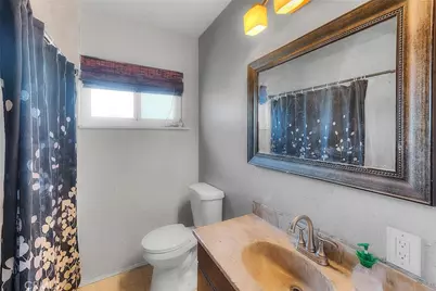 909 W Flora, Ontario, CA 91762 - Photo 16