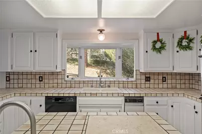 5420 Shirley, Wrightwood, CA 92397 - Photo 10