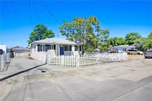 26359 Girard, Hemet, CA 92544 - Photo 2