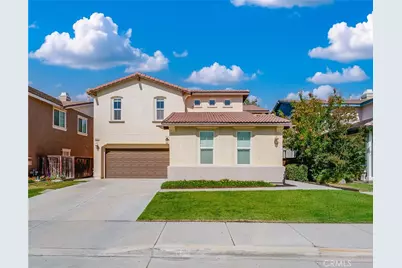 34111 San Sebastian, Murrieta, CA 92563 - Photo 2