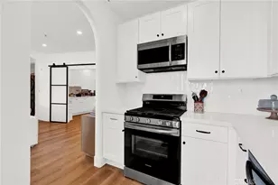 4830 Elmwood Ave, Los Angeles, CA 90004 - Photo 10