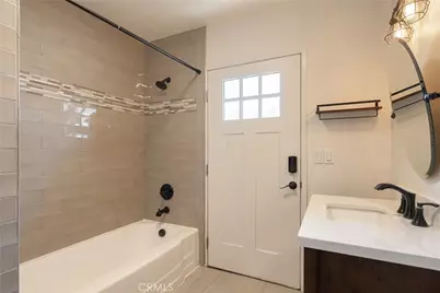 1560 Carnation Way, Upland, CA 91786 - Photo 32