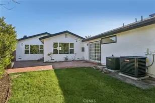 10007 Debra Ave, Granada Hills, CA 91343 - Photo 48