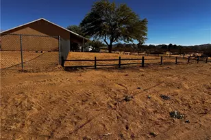 6781 Palisade Way, Yucca Valley, CA 92284 - Photo 22