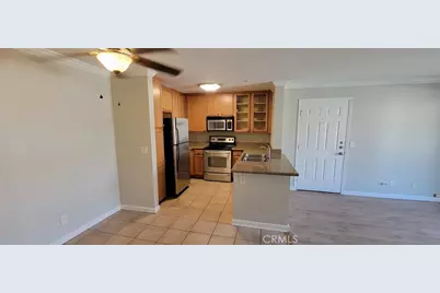 1010 La Terraza #203, Corona, CA 92879 - Photo 2
