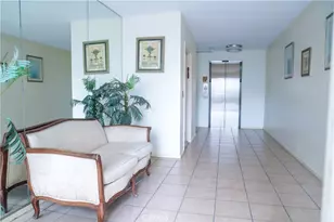 1045 S Bedford, Los Angeles, CA 90035 - Photo 22