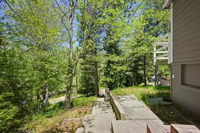 22951 Redwood, Crestline, CA 92325 - Photo 30