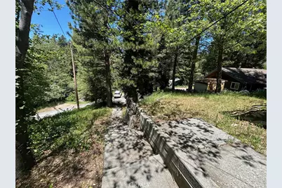 22951 Redwood, Crestline, CA 92325 - Photo 8