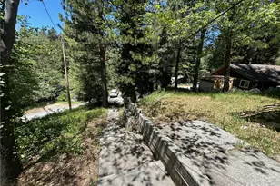 22951 Redwood, Crestline, CA 92325 - Photo 8