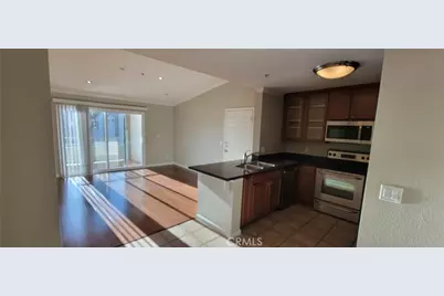 1015 La Terraza #304, Corona, CA 92879 - Photo 10