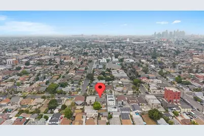 872 W 47th Street, Los Angeles, CA 90037 - Photo 48
