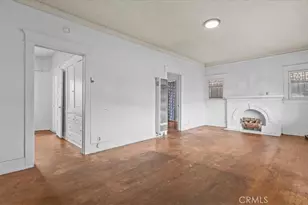 872 W 47th St, Los Angeles, CA 90037 - Photo 6