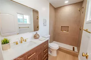 2391 Fashion Ave, Long Beach, CA 90810 - Photo 24