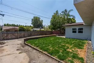 16275 Dianthus Ave, Fontana, CA 92335 - Photo 40